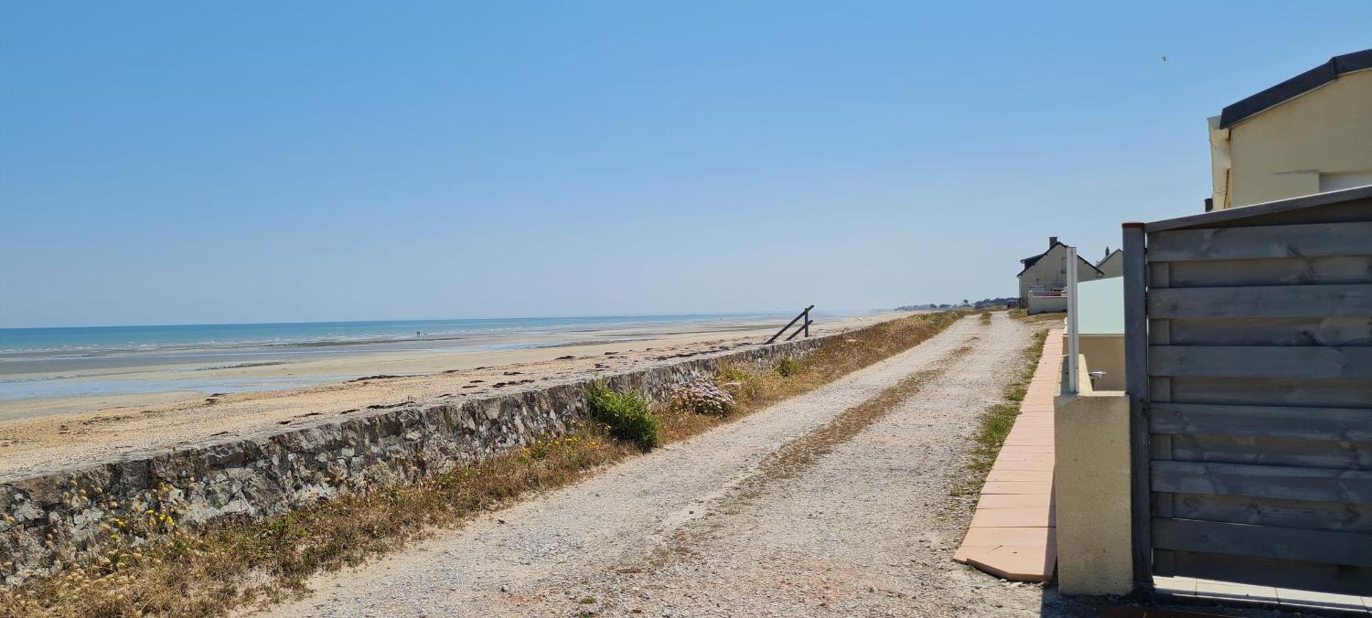 Relais Des Iles Saint Marcouf Vila Exterior foto